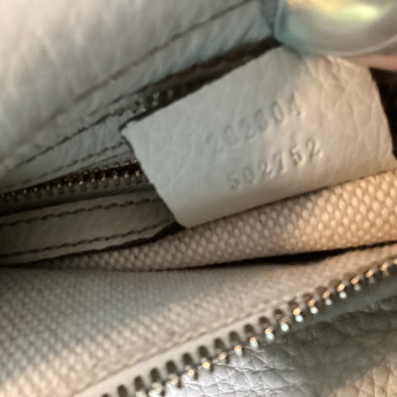 - Never used large Gucci hobo - Picture 13 of 14
